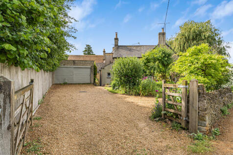 Brookside Cottage-8