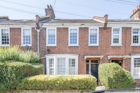 Hamptons are delighted to offer to the rental market this beautifully presented two/three bedroom home, ideally located on the sought after Swaby Road in Earlsfield. Offering spacious and light accomm