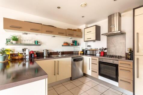 43 Orchard House-5.jpg