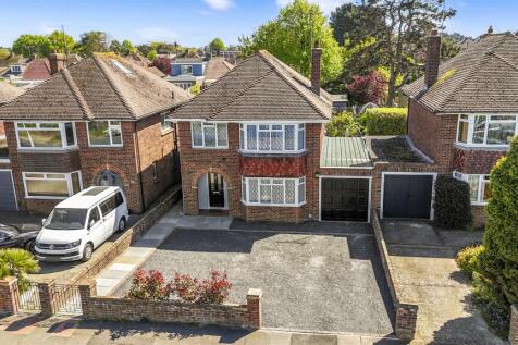 81 Palatine Road-003.JPG