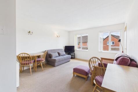Sitting/Dining Room