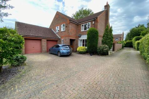 Front of house adjusted.jpg