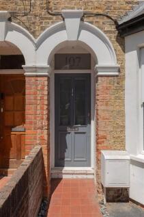 Carlton Road, E17