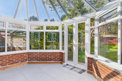 Conservatory - EweMove Cheadle Hulme and Wilmslow