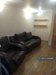 Lounge Alcove Left Of Door