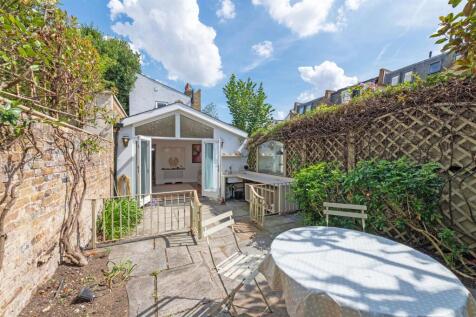 11 Cross St Rr Ext 2.jpg