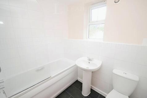 db6ad61a-bathroom