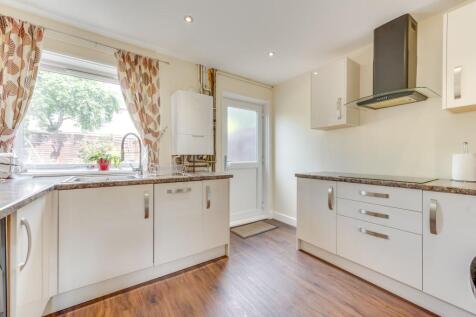 KITCHEN, DINER AND LIVING ROOM
