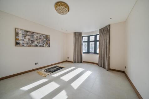 1369895-26-68f0e6...