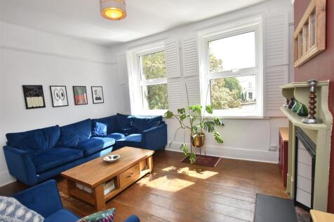 Lounge (first floor)