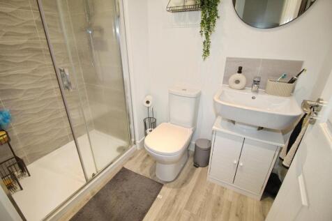 Master Ensuite