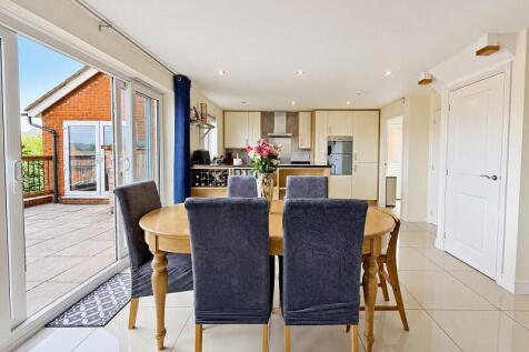 Kitchen/Diner/Family Room