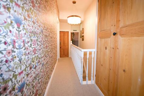 Oxford EweMove Saltburn-11