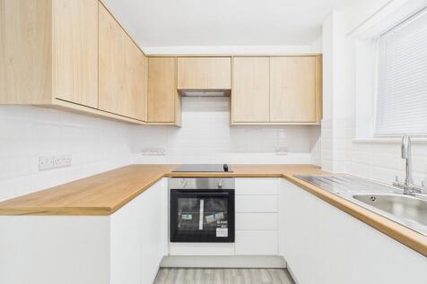 1 Bedroom Flat in GL51 0HA