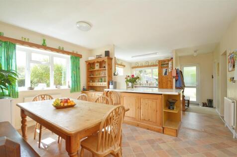 resizedKitchen2.jpg