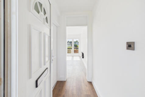 Three bedroom split level apartment