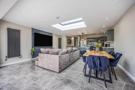 80 Copythorn Road, Portsmouth-Small-PorticoMarketi