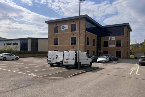 Office to rent in elland