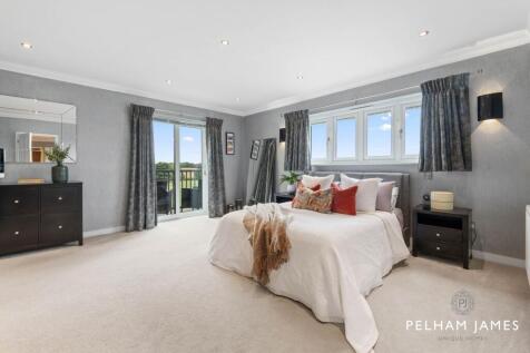 Principal Suite, Hill House, Corby Glen