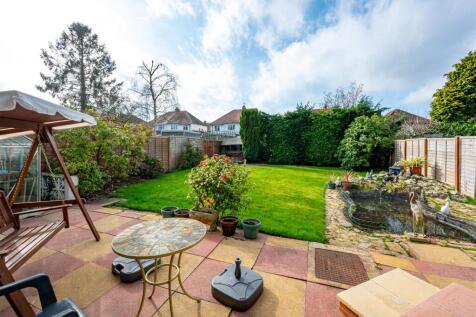 149 Pendeford Avenue-16.jpg