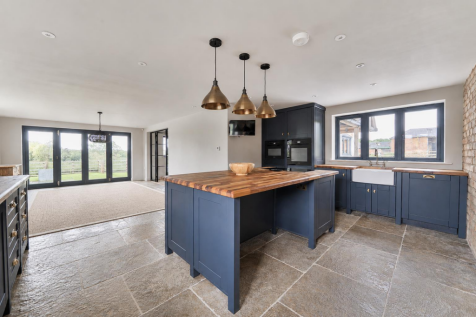 Arm Farm House, Blisworth Arm, Blisworth.png