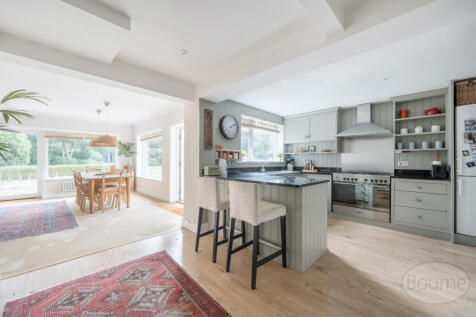 02eba9f1-8d0d-4ee...