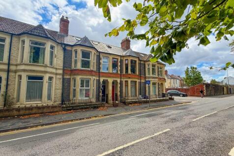 Call 02920 454555 to secure your viewing_41