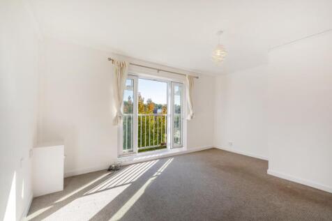 Violette Szabo House, SE27 9RU-2.jpg