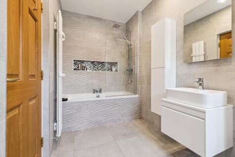 8 bed, 7 bath Detached in Glasgow - Photo 45