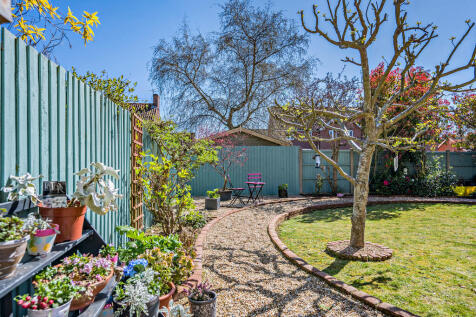 8643242-exterior1...