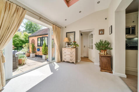 1315850-22-685ee1...