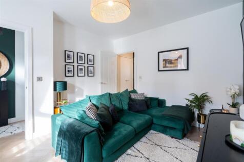 17 Mara Drive-013.JPG