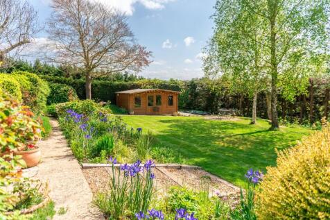 Garden Outbuilding