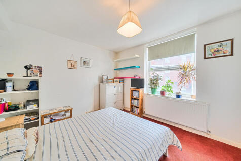 1346379-13-68b5c9...