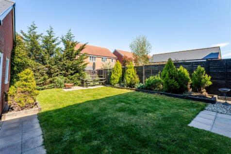 50 Moorhen Road Yatton BS49 4FP 64.jpg