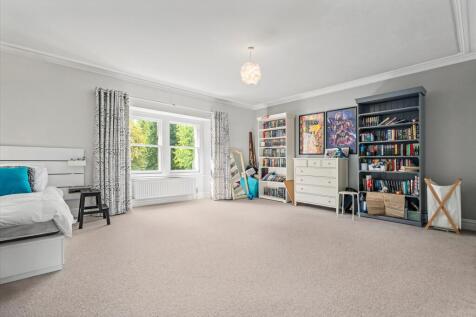 7 bed, 6 bath Detached in Bristol - Photo 16