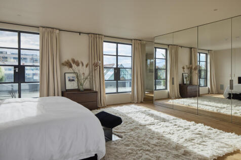 317935 - DANG8804.jpg