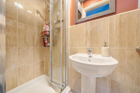 -691d9937321c0-l-1381149-24-691cd45fa5643