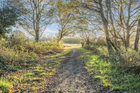 1383195-6-69272ad...