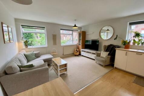 Living Room & Kitchen