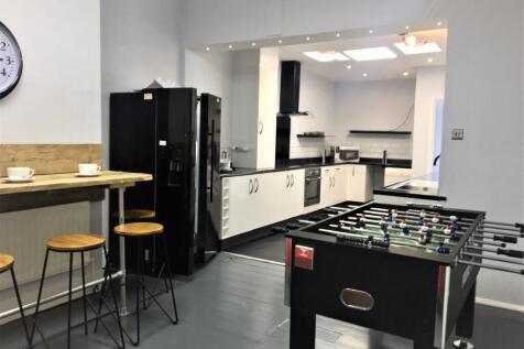 7 Bedroom Terraced in NE2 1DE