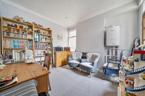 1343844-8-68b1779...