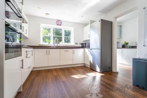 Kitchen-Breakfast Room