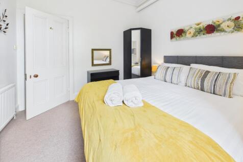 CAM03481G0-PR0108-STILL002