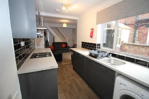 3 Bedroom House in LN1 1PG