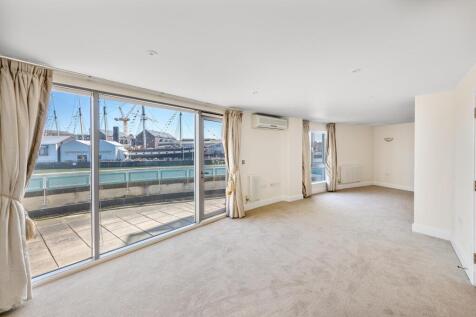 Living-dining room