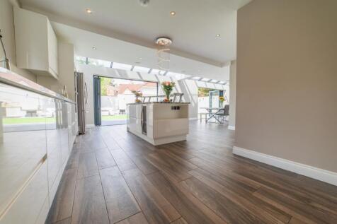 Award-winning Media team on EVERY Listing_2