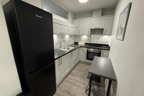 2 Bedroom Flat in M13 0WW