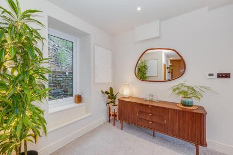 4 bed, 3 bath Detached in Sheffield - Photo 26