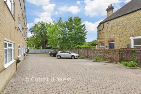 Driveway/Parking